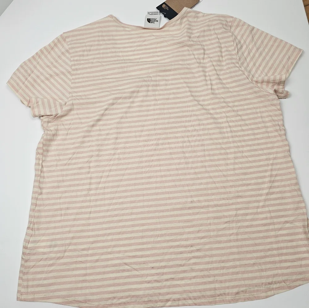 The North Face XXL Striped T-Shirt Lightweight Moisture Wicking NWT Slim Fit - Picture 5 of 5